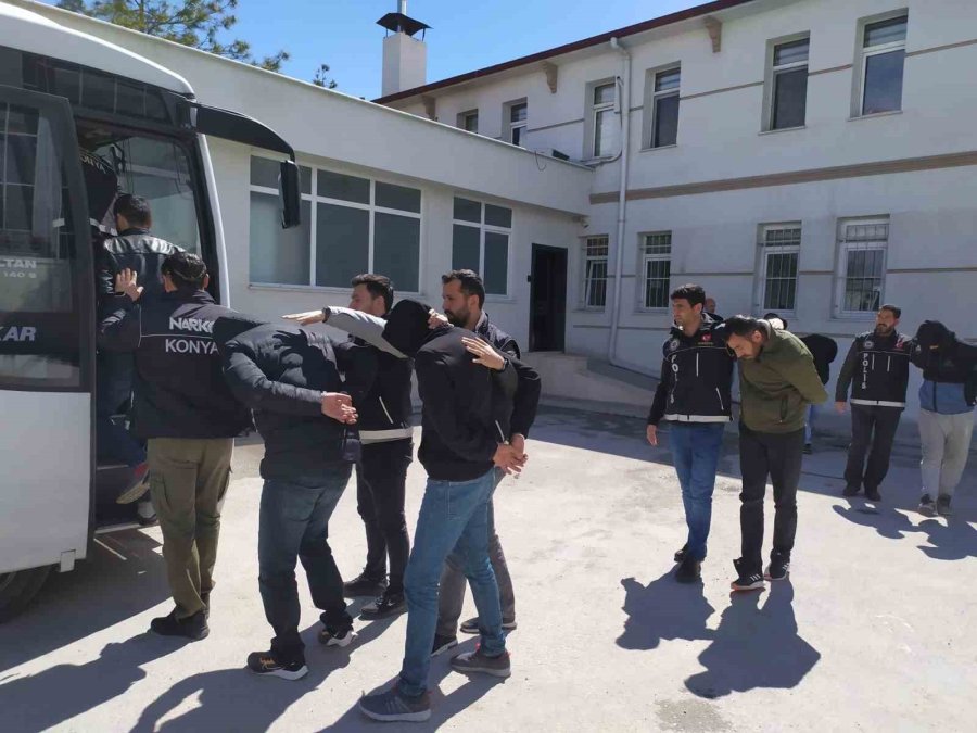 Tuvaletin Gider Borusundan Uyuşturucu Çıktı