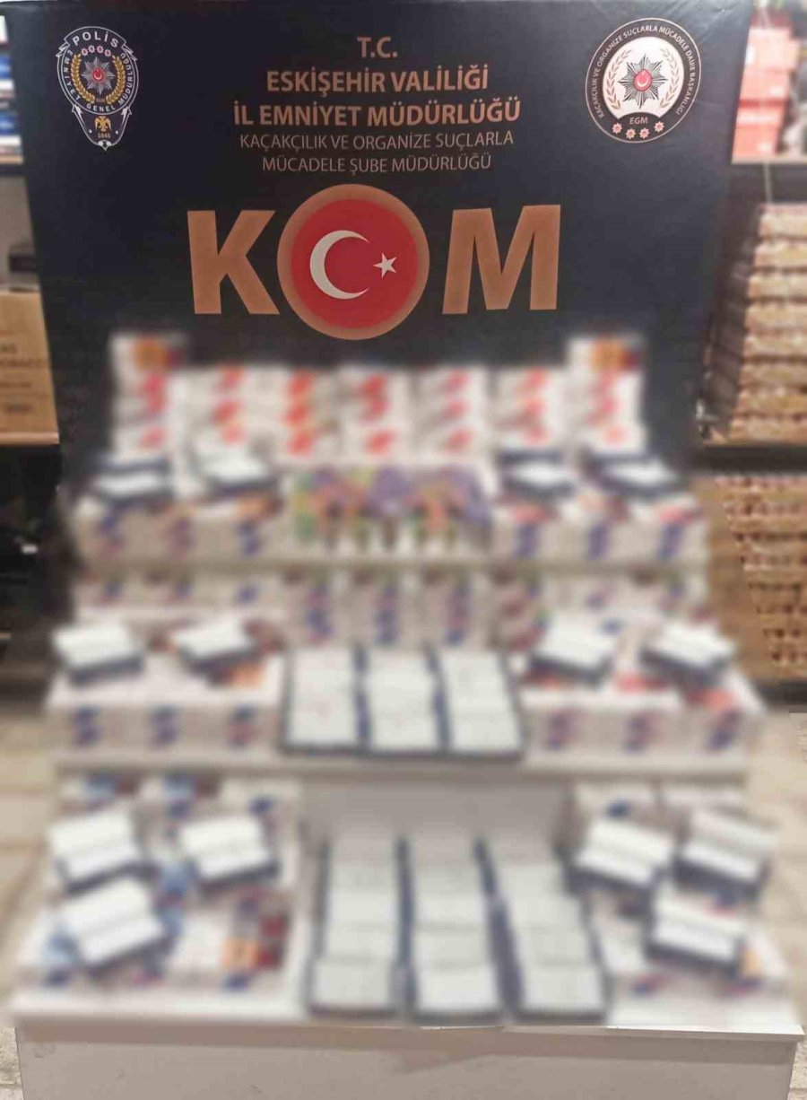 Eskişehir’de Çok Sayıda Kaçak Ürün Ele Geçirilirken 18 Şüpheli Yakalandı