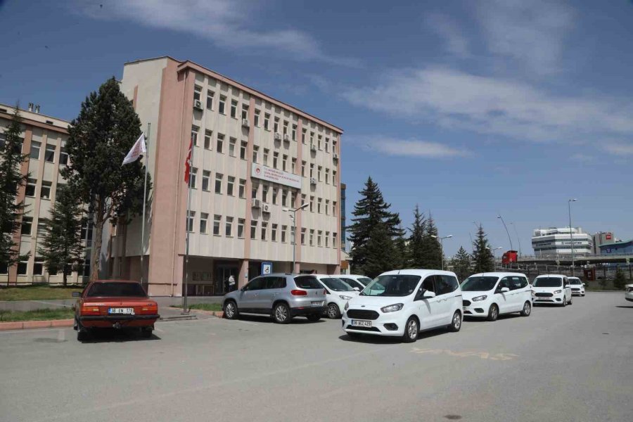 Kayseri Büyükşehir’den Adana’ya Teknik Destek