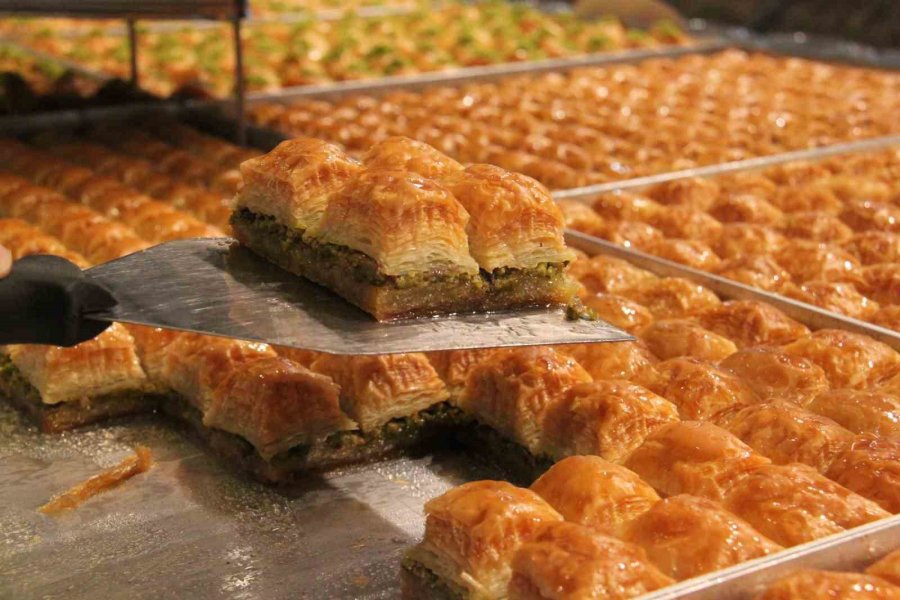 Konya’da Ramazan Ayında Klasik Baklava Rağbet Görüyor