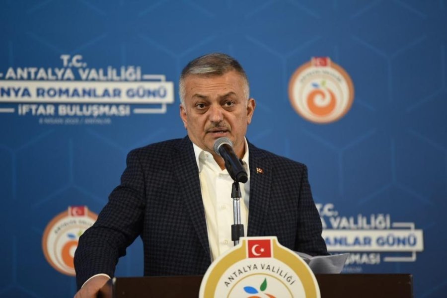 Antalya’da Roman Vatandaşlar İftarda Bir Araya Geldi