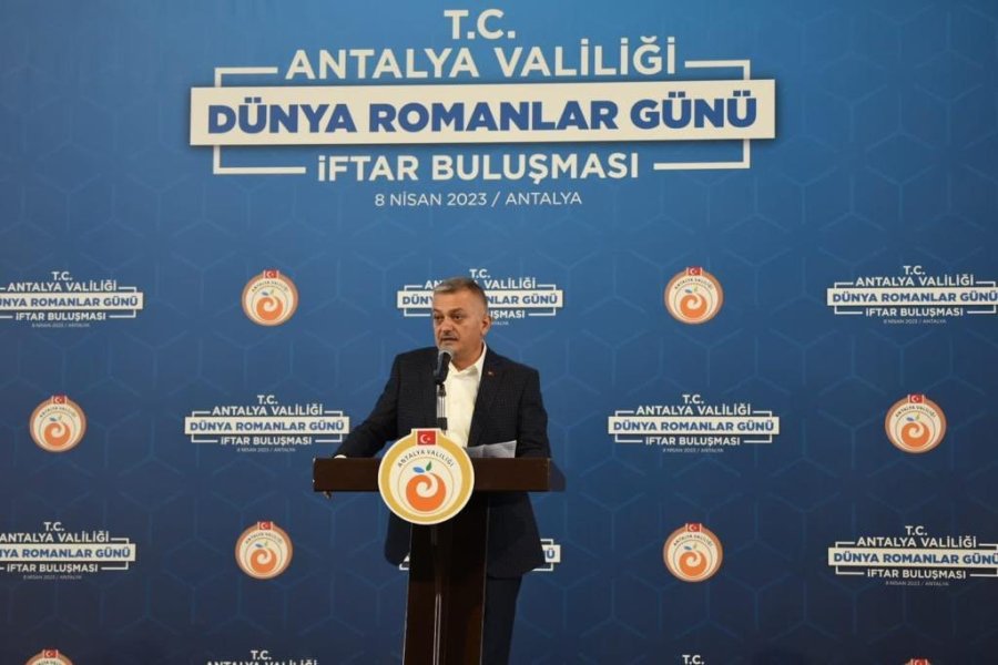Antalya’da Roman Vatandaşlar İftarda Bir Araya Geldi