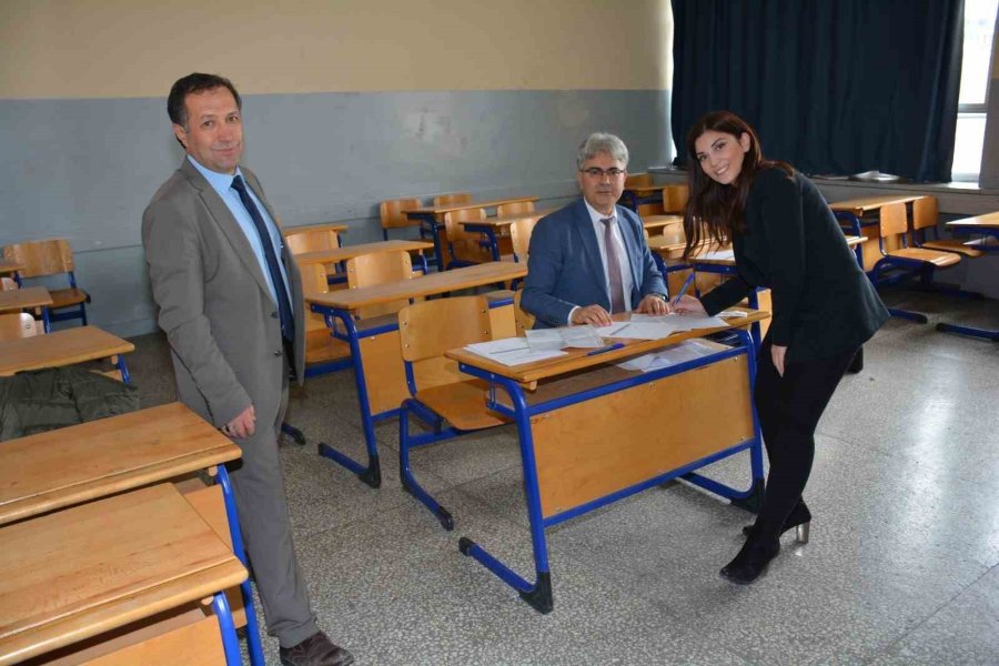 Eskişehir’de De Sözleşmeli Öğretmen Alımı Mülakatları Başladı