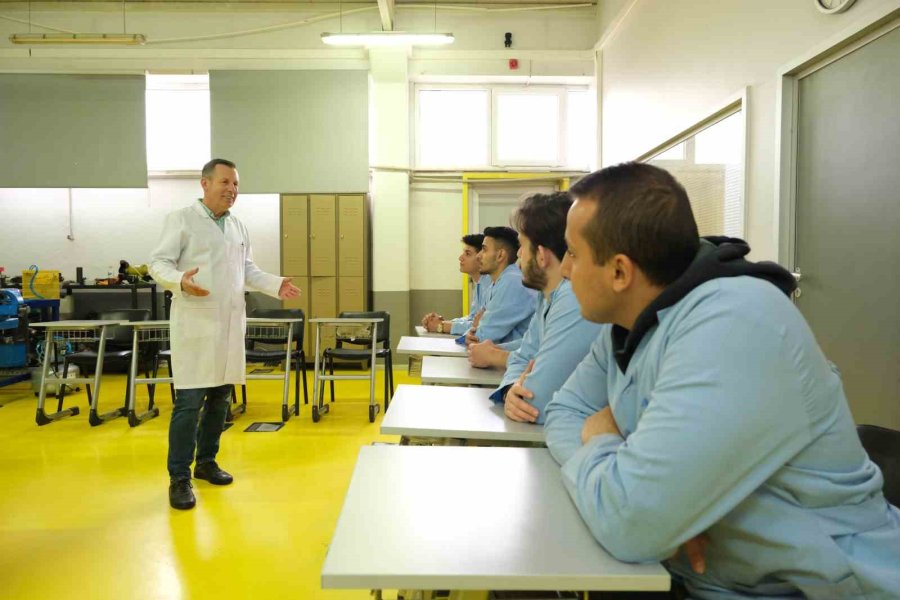 Megem 32. Dönem Eğitimleri Başladı