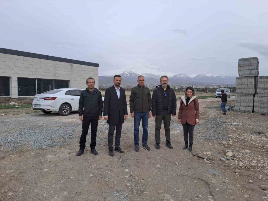 Kayseri Büyükşehir’in İki Yeni Kütüphanesi Daha Yolda