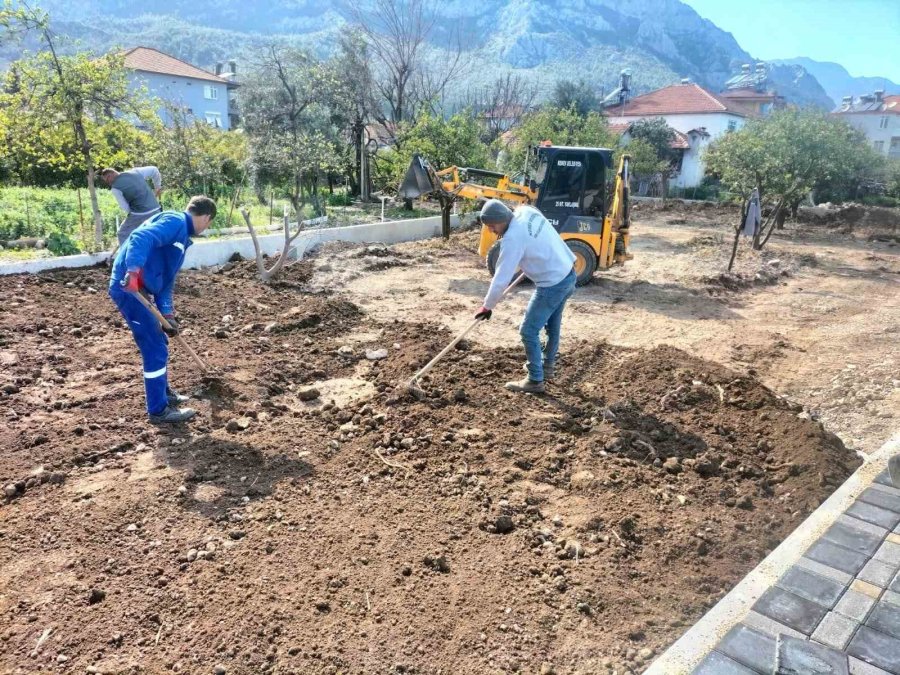 Kemer’e Yeni Parklar Kazandırılıyor