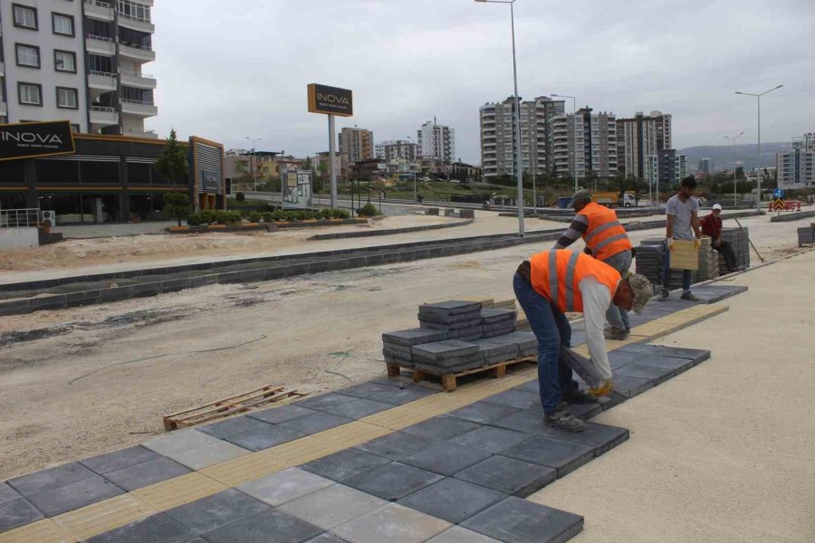 Mersin’de Yol Ve Asfalt Çalışmaları Sürüyor