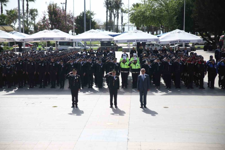 Mersin Emniyet Müdürü Aslan: "türk Polis Teşkilatı, Her Zaman Devletinin Emrinde, Milletinin Hizmetindedir"