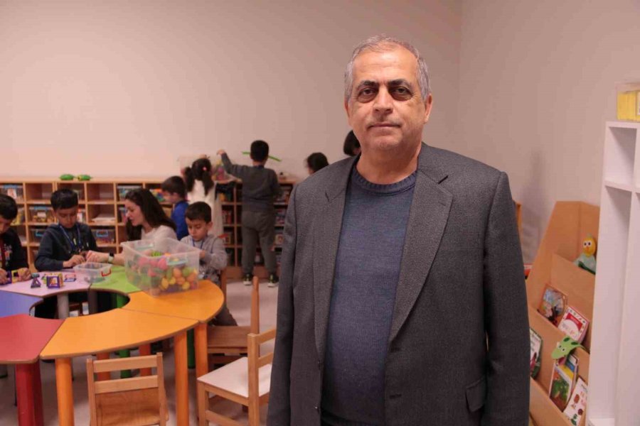 Tüdam’da Eğlenerek Öğrenen Depremzede Çocuklar Farklı Atölyelerde Eğitim Alıyor