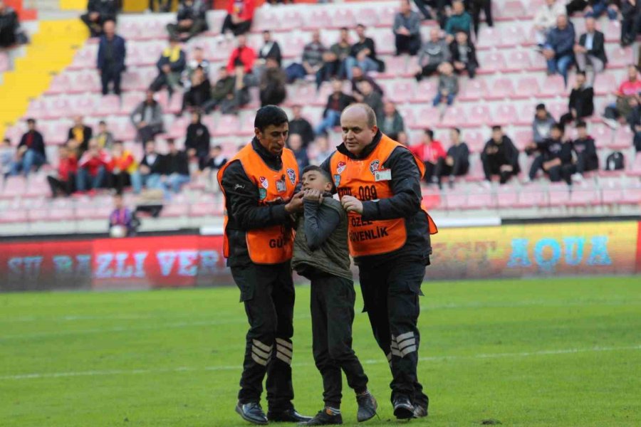 Spor Toto Süper Lig: Kayserispor: 3 - Ümraniyespor: 1 (maç Sonucu)