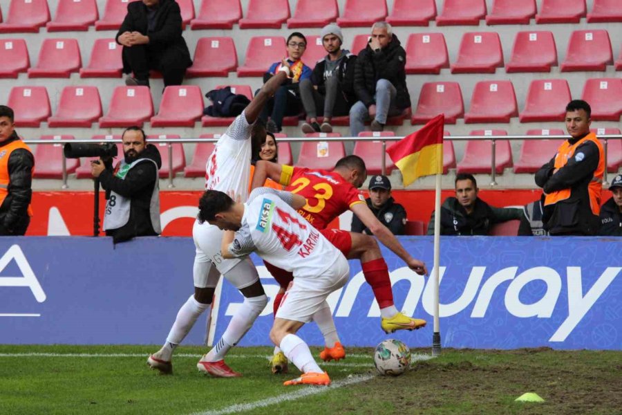 Spor Toto Süper Lig: Kayserispor: 3 - Ümraniyespor: 1 (maç Sonucu)
