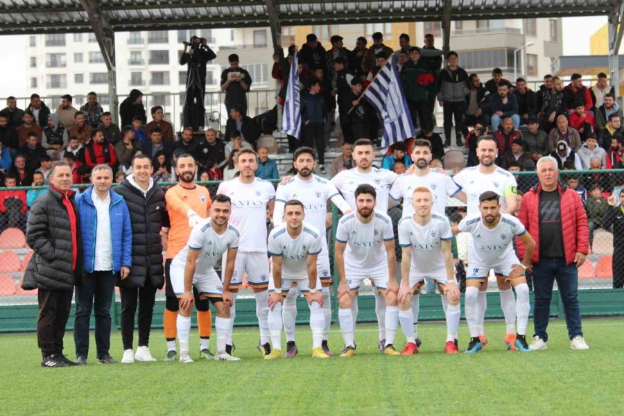 Başakpınarspor Antrenörü Rasim Aykurt: