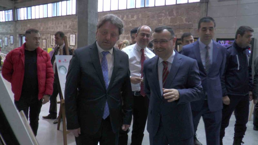 Kayseri’de Hükümlülerin Eserleri Sergilendi