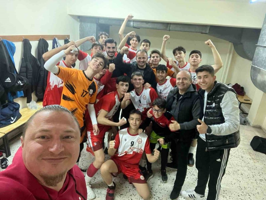 Elit Voleybol, Küçük Erkekler Türkiye Finallari’nde Mücadele Edecek