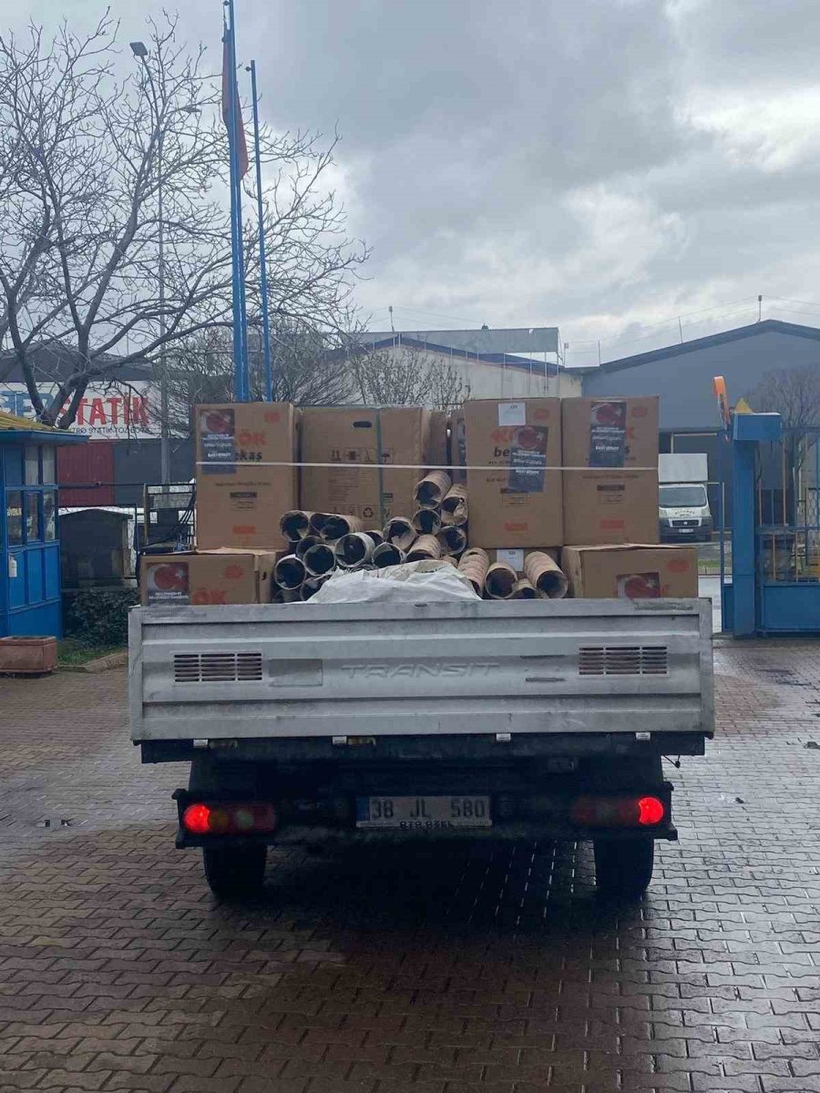 Baki Ersoy’dan İhtiyaç Sahiplerine Yardım Eli