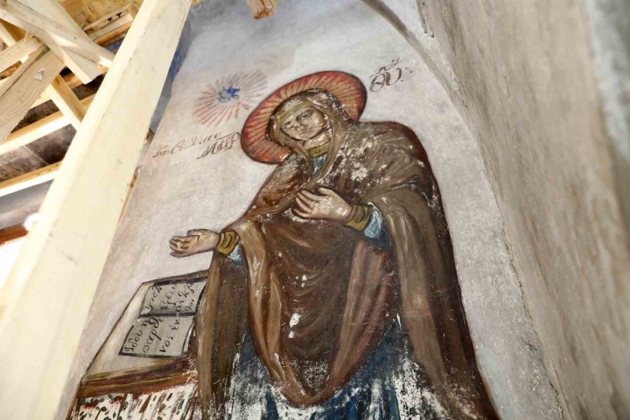 Niğde’de Tarihi Kilise Kütüphaneye Çevriliyor