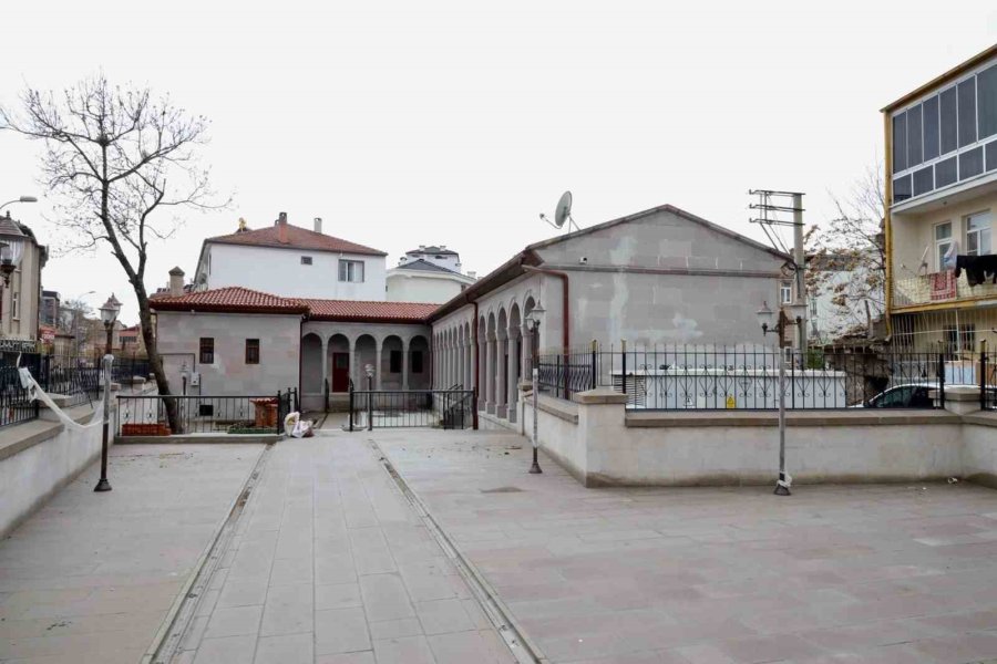 Başkan Dinçer: “bedriye Medresesi Yenilenen Yüzüyle Açılışa Hazırlanıyor”