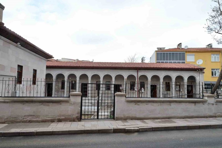 Başkan Dinçer: “bedriye Medresesi Yenilenen Yüzüyle Açılışa Hazırlanıyor”