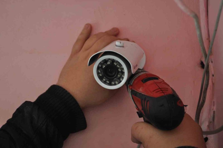 Bireysel Olarak Evine Kamera Taktıranların Sayısı Arttı