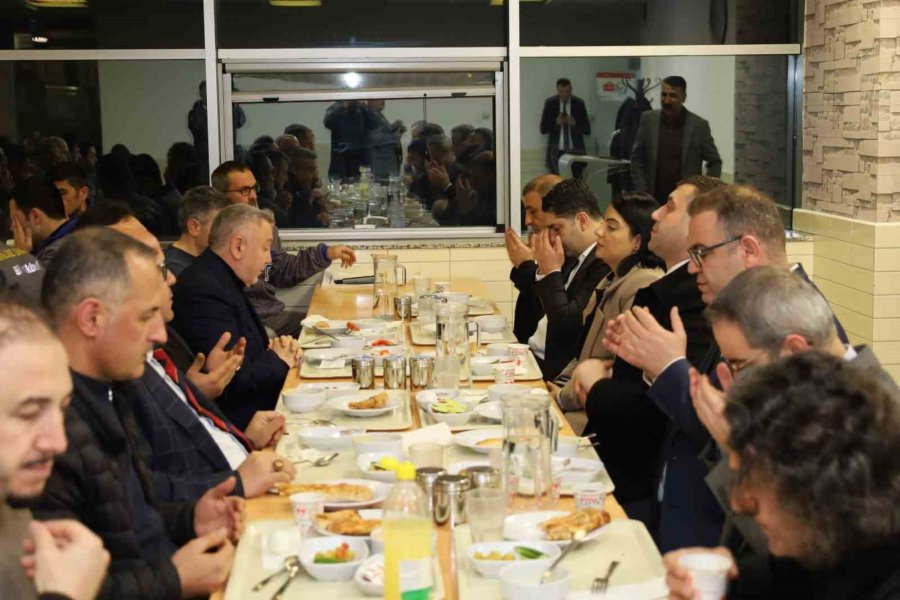 Özdemir Ve Ersoy Seçim Çalışmalarını Sürdürüyor