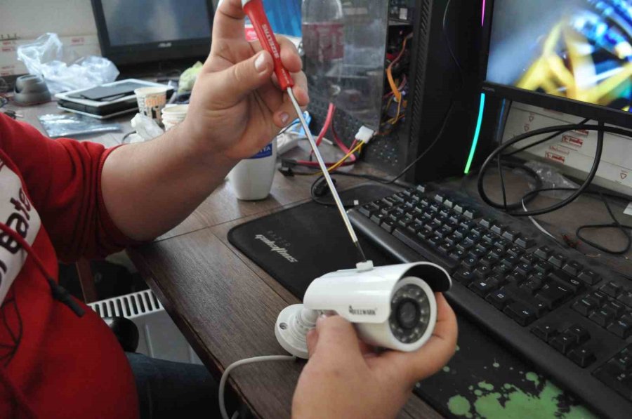 Bireysel Olarak Evine Kamera Taktıranların Sayısı Arttı