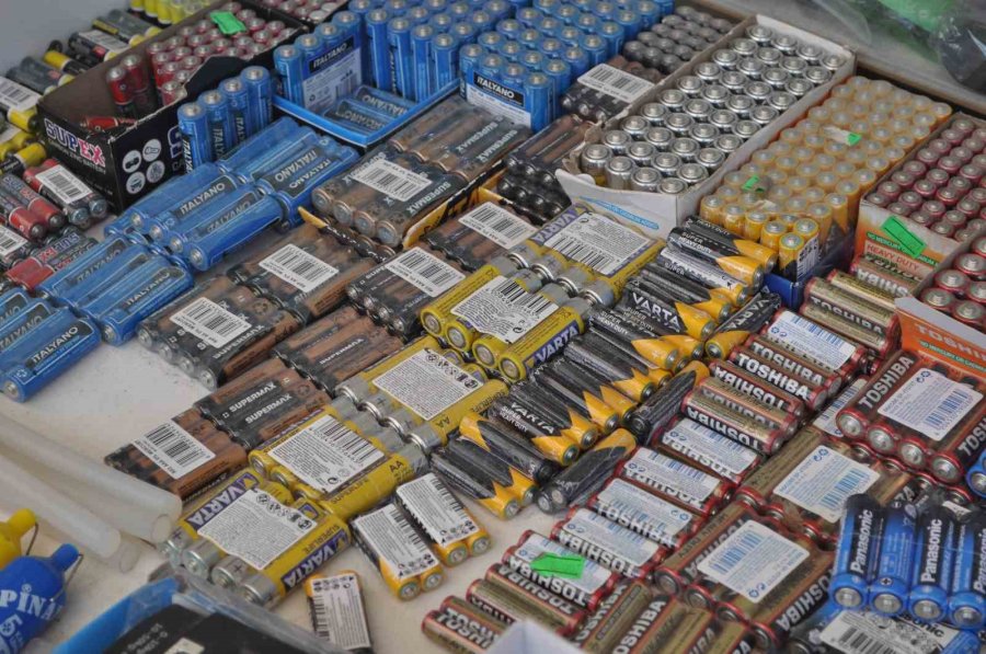 Depremden Sonra Fener Ve Radyo Satışları Arttı