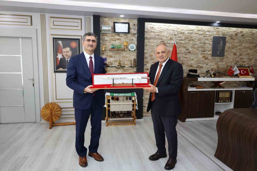 Verenel Derneği’nden Başkan Öztürk’e Ziyaret