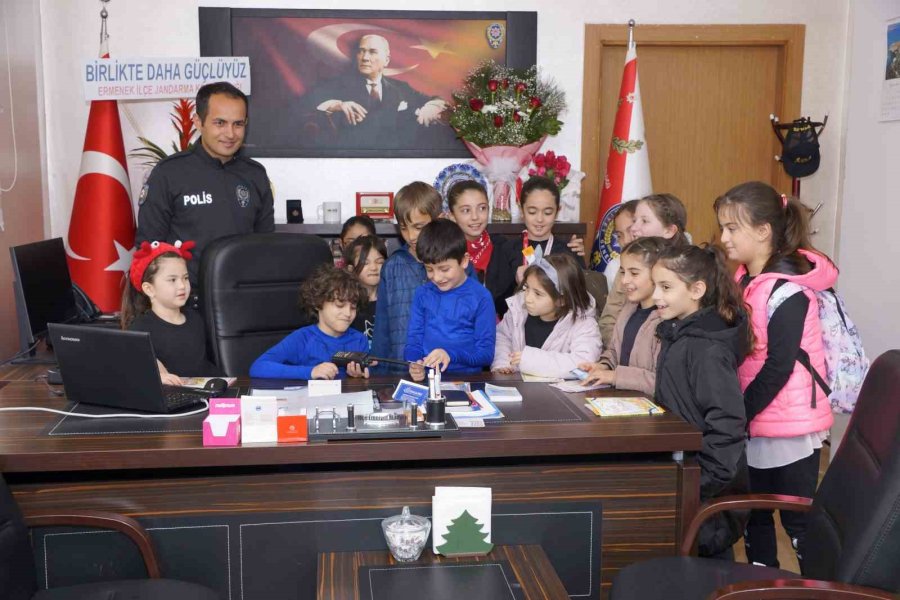 Emniyet Müdürü Erdem Aynur: “çocukların Polis Olmak İstemeleri Bizi Sevindirdi”