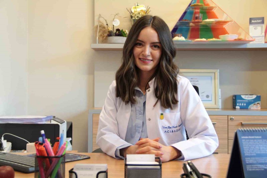 Uzmanından Bayramda Beslenme Önerileri