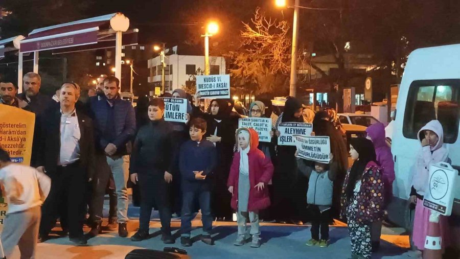 Eskişehir’de Dünya Kudüs Günü Münasebetiyle Basın Açıklaması Düzenlendi