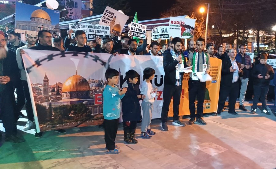 Eskişehir’de Dünya Kudüs Günü Münasebetiyle Basın Açıklaması Düzenlendi