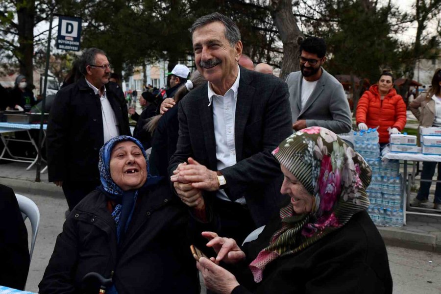 İftar Bereketi Paylaştıkça Çoğalıyor