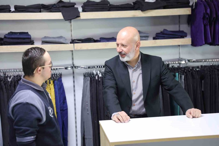 Başkan Çolakbayrakdar: "uzatmadık El, Dokunmadık Gönül Kalmayacak"