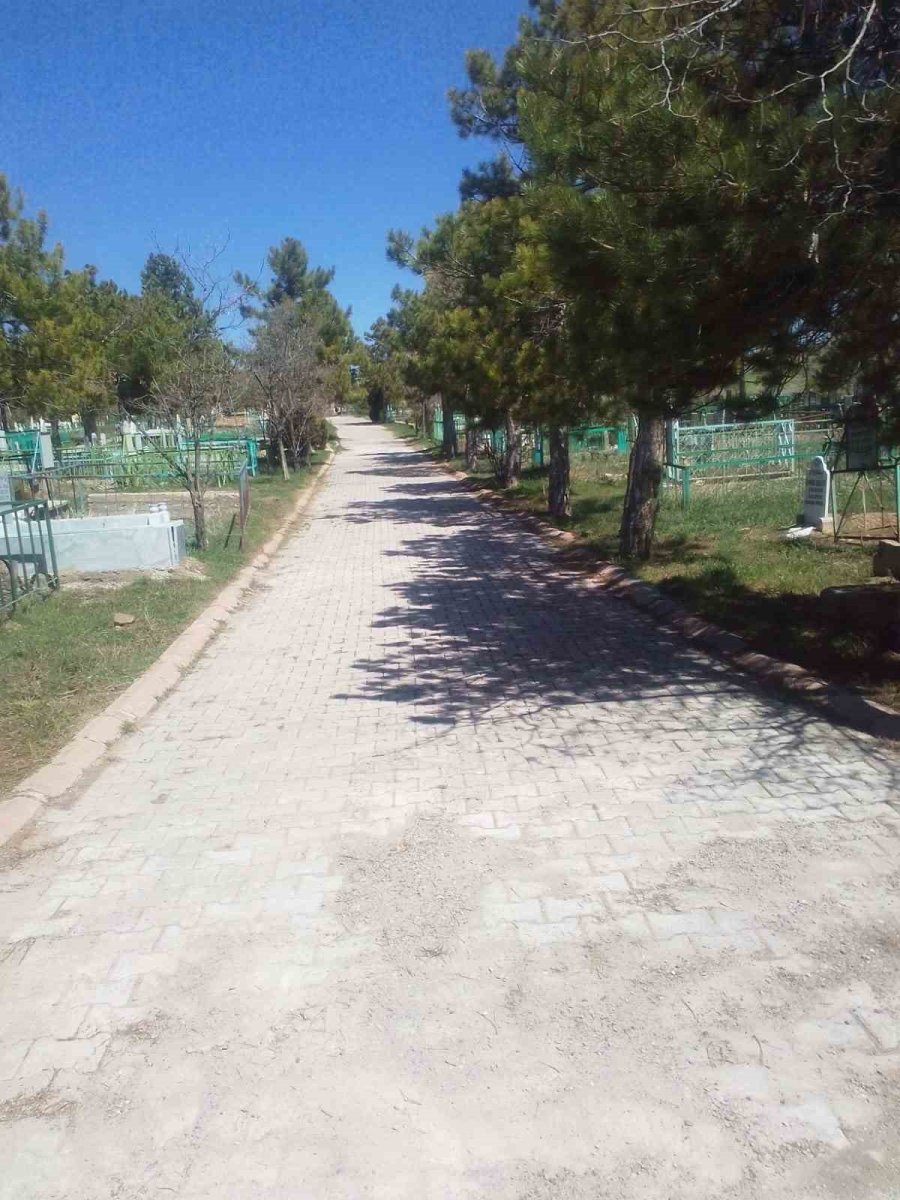 Bünyan Mezarlıklarında Bayram Temizliği Başladı