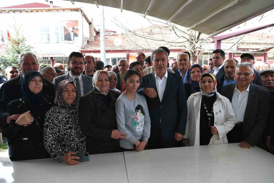 Bakan Akar Ve Başkan Büyükkılıç’tan İlçelere Çıkarma