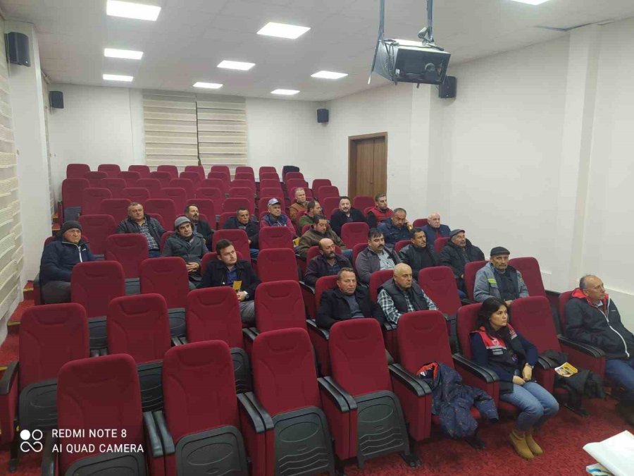 Mihalıççık’ta Kiraz Üreticilerine Yönelik Eğitimler Devam Ediyor