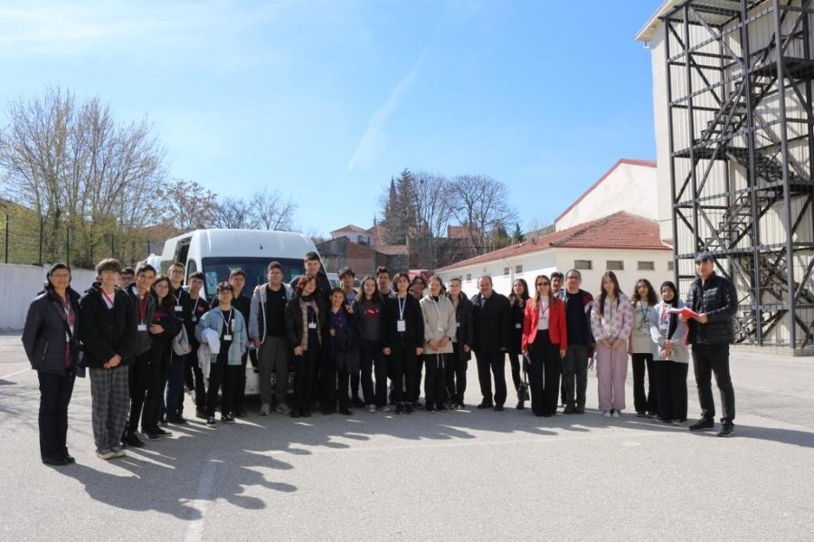 Lise Öğrencilerinden ‘dsi 3. Bölge Laboratuvarlarına’ Teknik Gezi