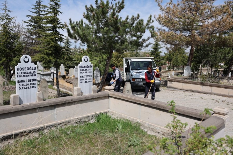 Hacılar Bayrama Hazır