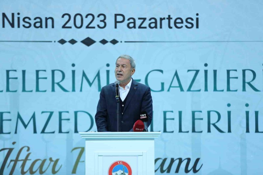 Büyükşehir Ve Valilik, Şehit Aileleri, Gaziler Ve Depremzede Aileler İle Buluştu