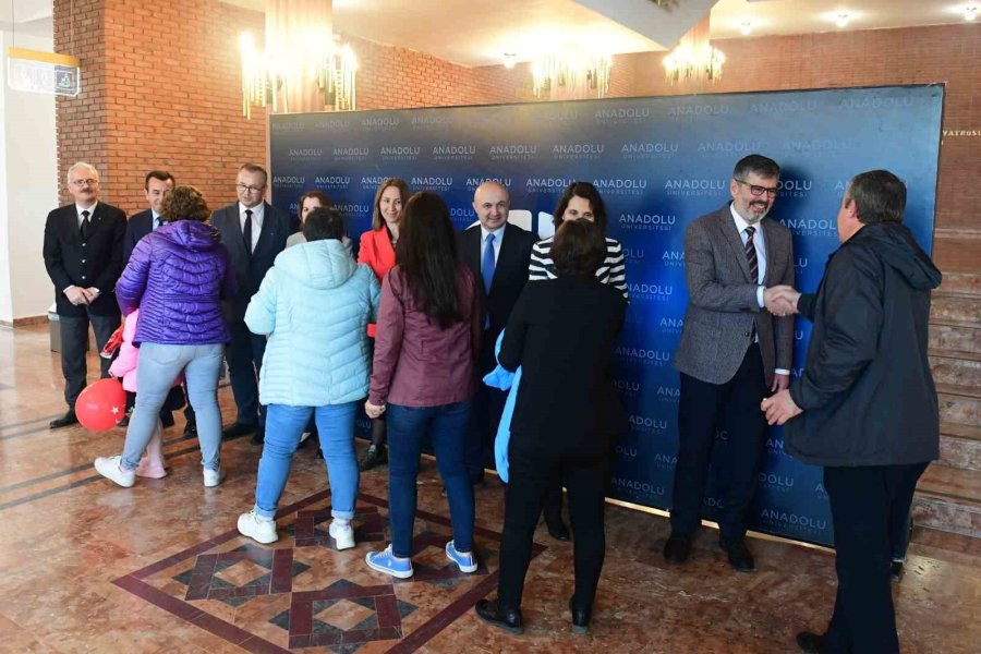 Anadolu Üniversitesi Ailesi Bayramlaşma Töreninde Bir Araya Geldi