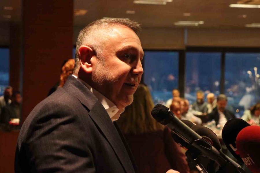 Ertekin: "iktidar Değişikliği Olursa Gidecek Bir Kişi Var, O Da Alpaslan Baki Ertekin"