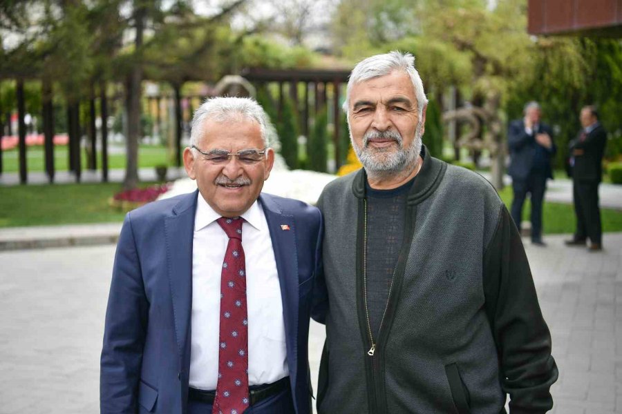 Bayram Öncesi Kolonyalar Başkan Büyükkılıç’tan