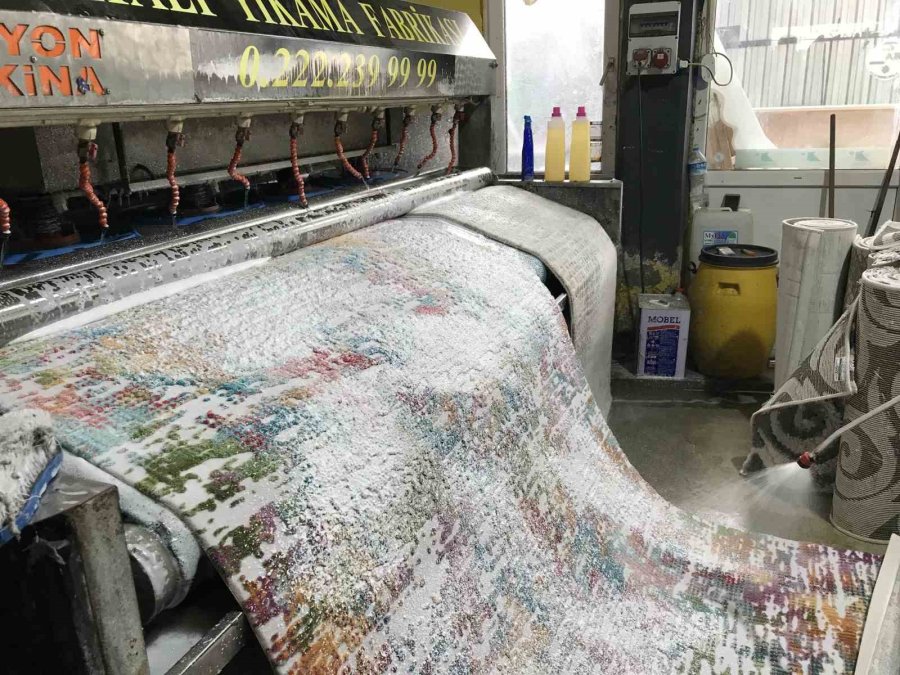 30 Lira Kar Etmek İçin 6 Bin Liralık Halıyı Ziyan Etmeyin