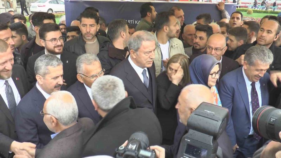 Bakan Akar: “vatandaşlarımızın Terörle Arasında Mesafe Olmayanlarla Aralarına Mesafe Koyması Lazım”