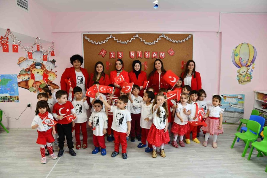 Çocuklar 23 Nisan’ı Coşkuyla Kutladı