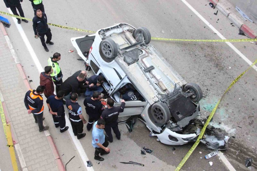 Karaman’da Hafif Ticari Araç Alt Geçide Düştü: 2 Ölü, 1 Yaralı
