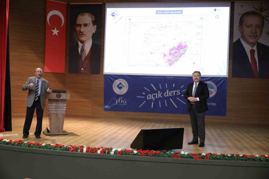 Melikgazi’de Depremler Hakkında Bilgilendirme Seminerlerinin İkincisi Gerçekleştirildi