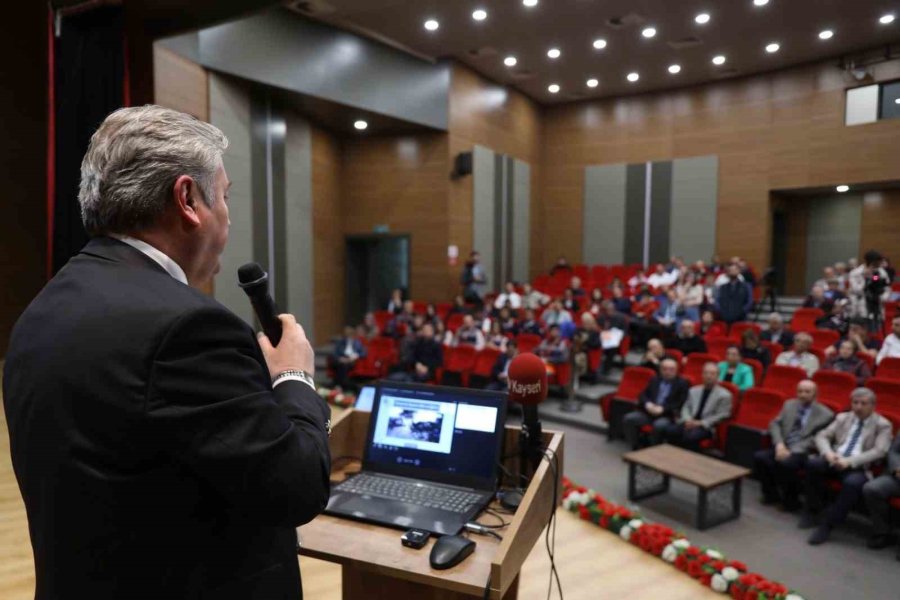 Melikgazi’de Depremler Hakkında Bilgilendirme Seminerlerinin İkincisi Gerçekleştirildi