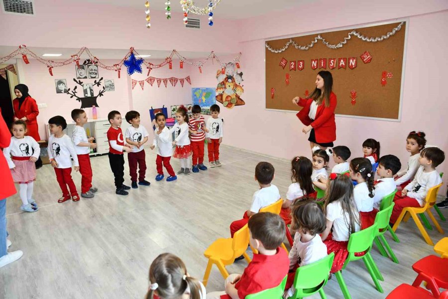 Çocuklar 23 Nisan’ı Coşkuyla Kutladı
