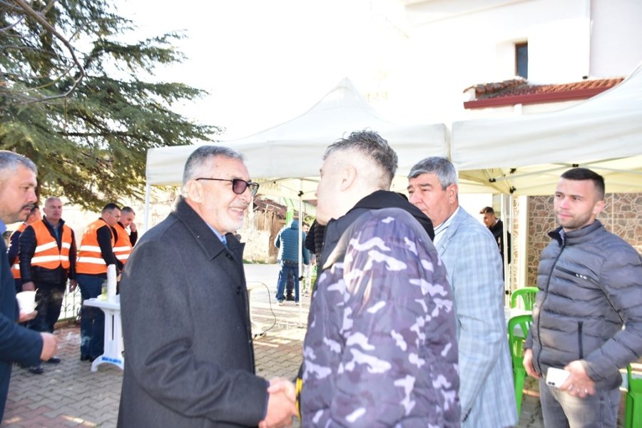 Başkan Bozkurt Vatandaşlarla Bayramlaştı